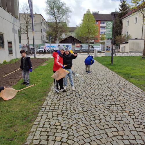 Müll sammeln 2a 2024